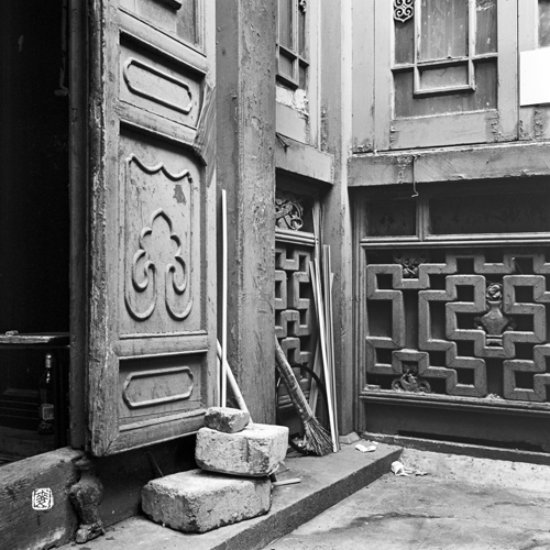 shikumen courtyard